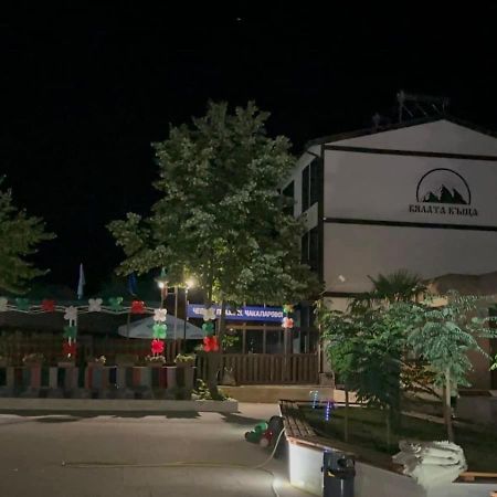 Бялата Къща Hotel Кирково Екстериор снимка