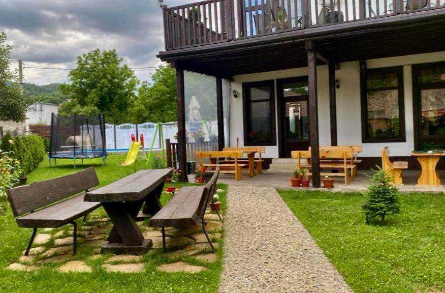 Бялата Къща Hotel Кирково Екстериор снимка