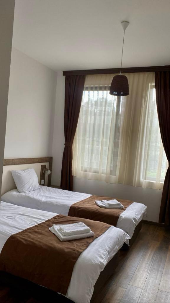 Бялата Къща Hotel Кирково Екстериор снимка